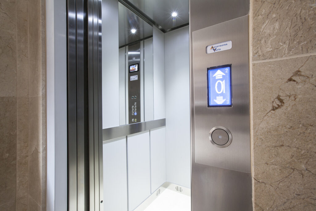 Montaje de ascensores Valencia profesional