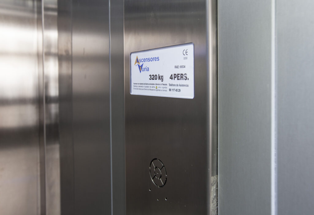 Empresa de mantenimiento de ascensores Valencia profesional